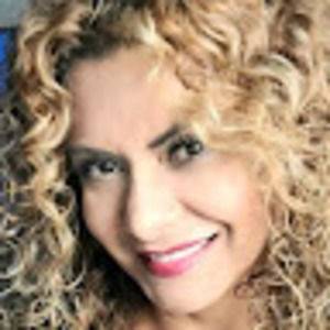 Meet your Posher, Jacqueline